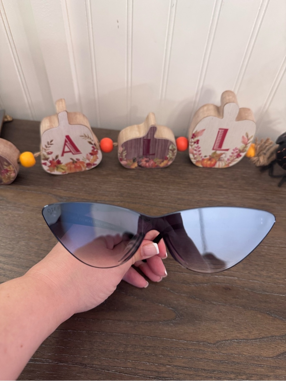 Diff Eyewear Cat-Eye Sunglasses with Gradient Blue Smoke Lenses - Black Frame